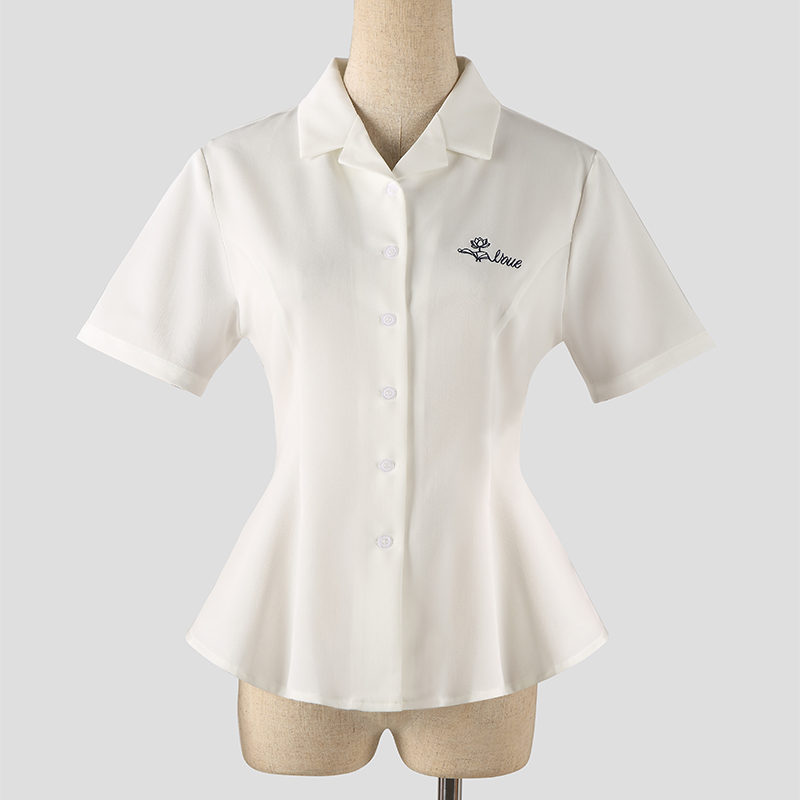 舞荷轻语假模平拍图